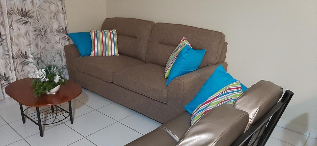 The Lush Apartment Willemstad Bagian luar foto