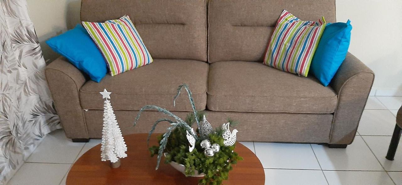 The Lush Apartment Willemstad Bagian luar foto