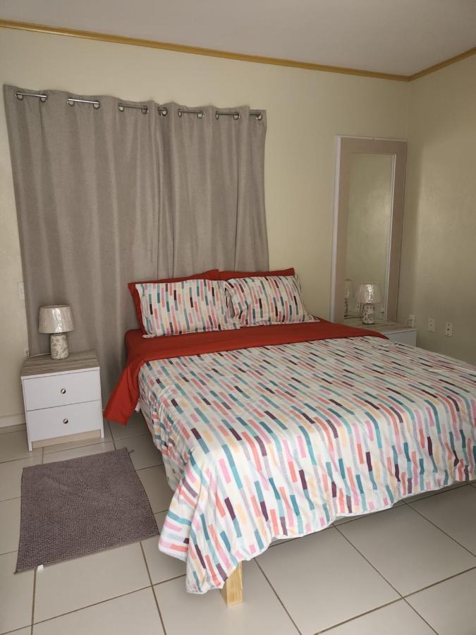 The Lush Apartment Willemstad Bagian luar foto
