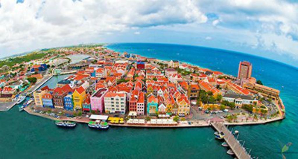 The Lush Apartment Willemstad Bagian luar foto