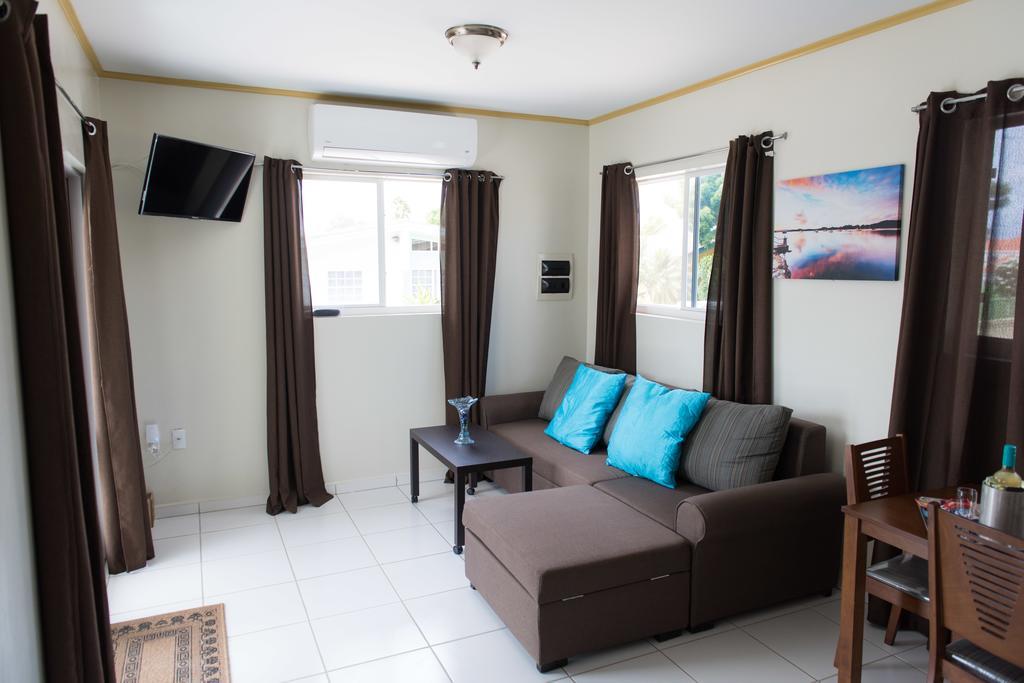 The Lush Apartment Willemstad Bagian luar foto