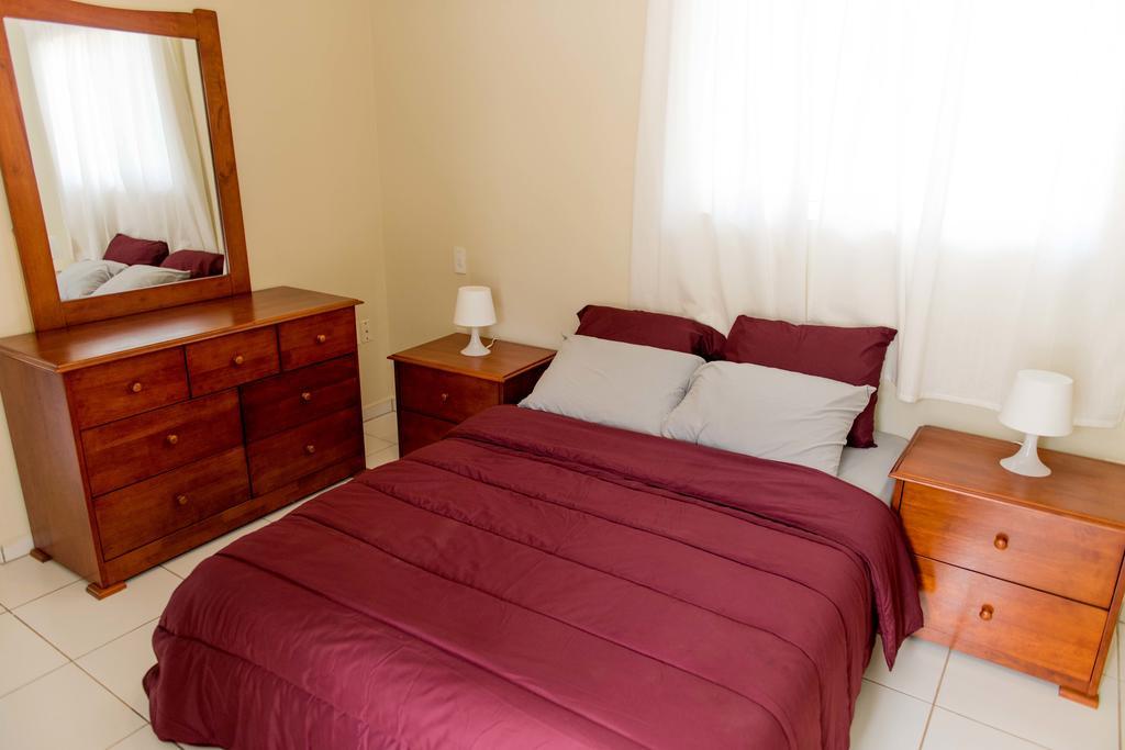 The Lush Apartment Willemstad Bagian luar foto